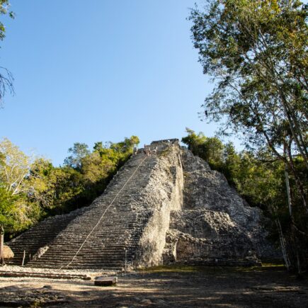 Zona arqueológica Cobá